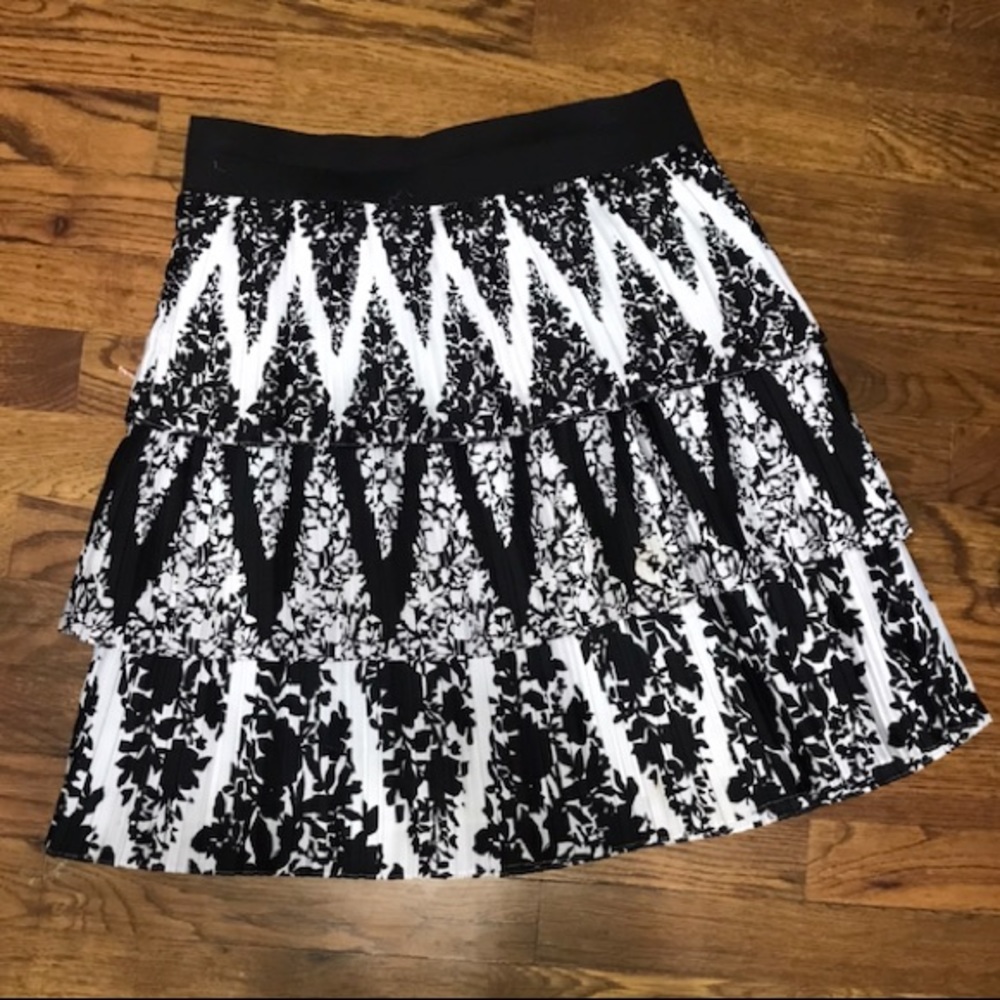 WHBM skirt with 3 layers. Small.